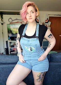 Mari Renee